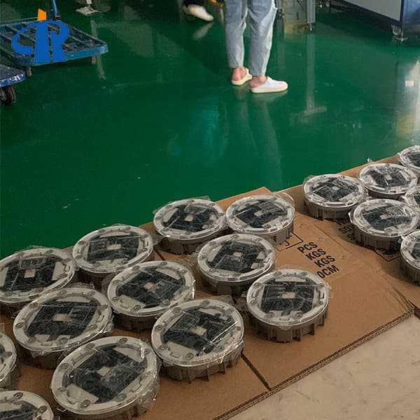 Blue Solar Raised Pavement Marker For Bridge